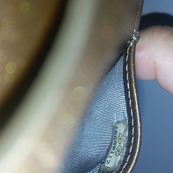 Authentic Chanel Caviar -iPhone 4 case wallet - Picture 5 of 8